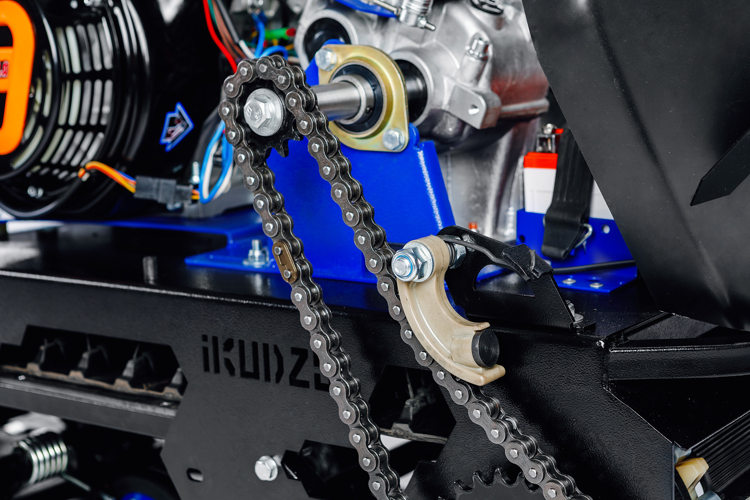 МОТОБУКСИРОВЩИК IKUDZO LONG 2.0 1700/500 EKR19 в Казани