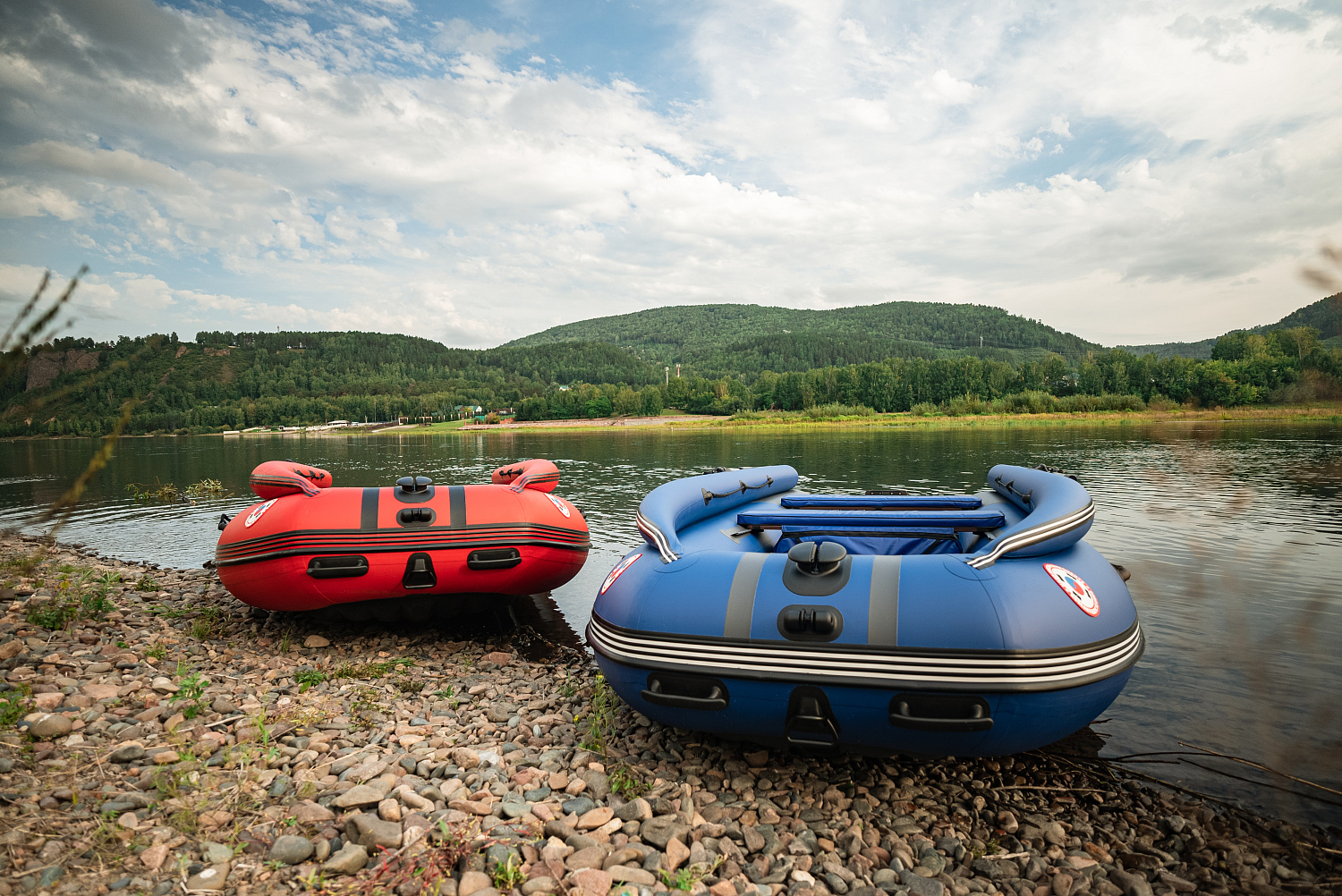 Лодка MISHIMO RIVER FJET PRO 430  под водомет в Казани