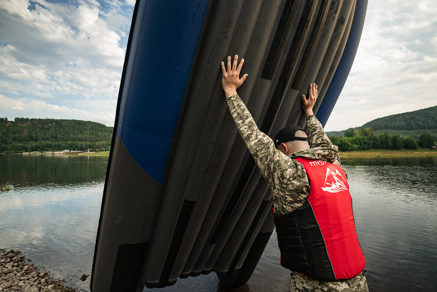 Лодка MISHIMO RIVER FJET PRO 430  под водомет в Казани